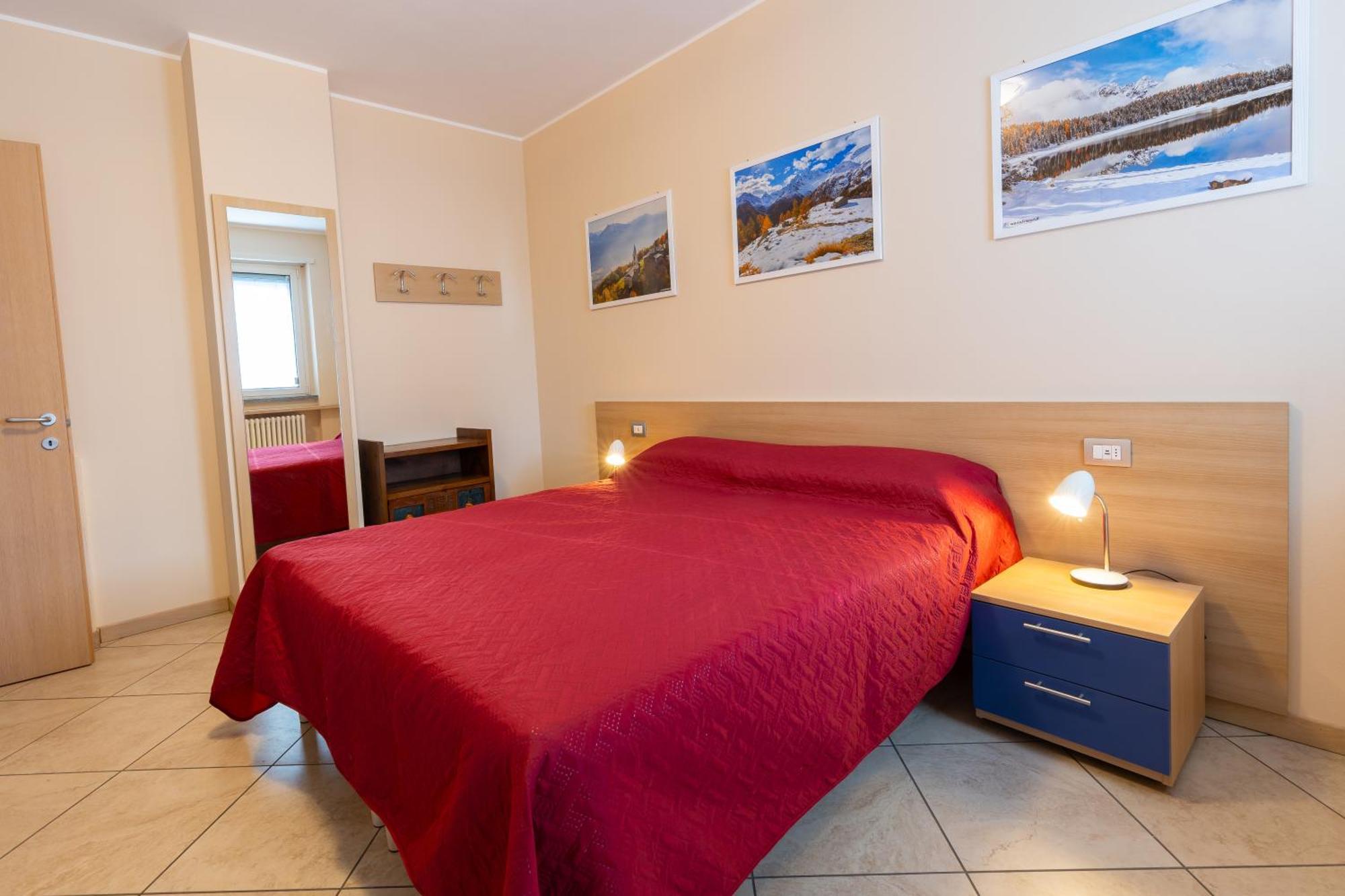 Residenza Il Castello Apartment Sondrio Exterior foto